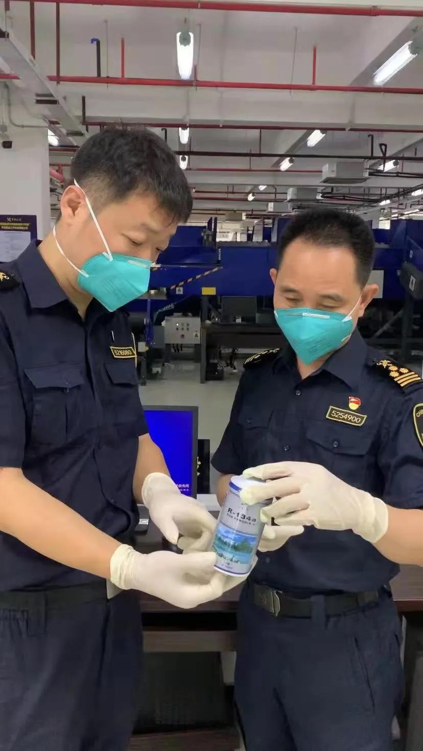 <a href='http://www.jbjbj.cn' title='危險品運輸' >危險品運輸</a>